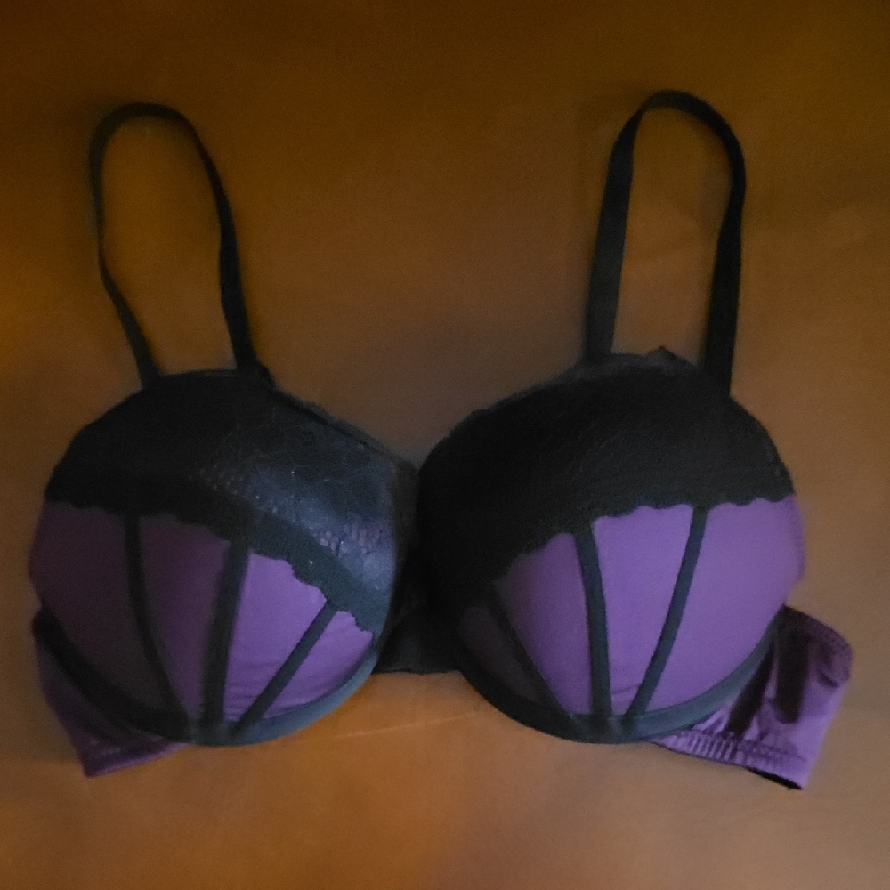 H&M Purple and Black Lace Push-Up Bra